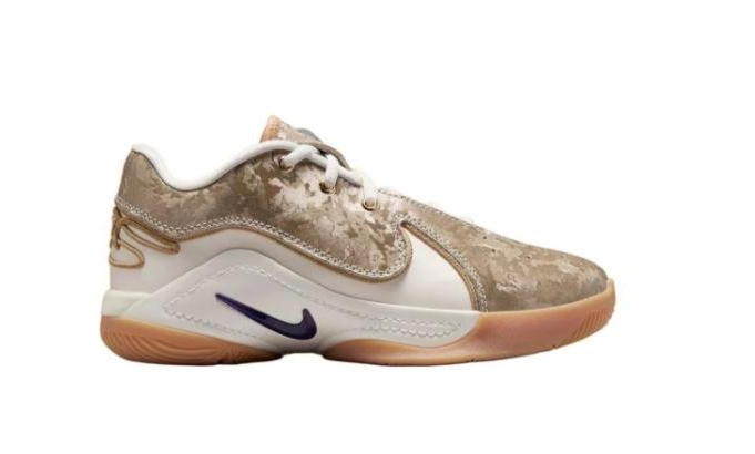 Nike LeBron 22 Basketball Shoes in Beige and White