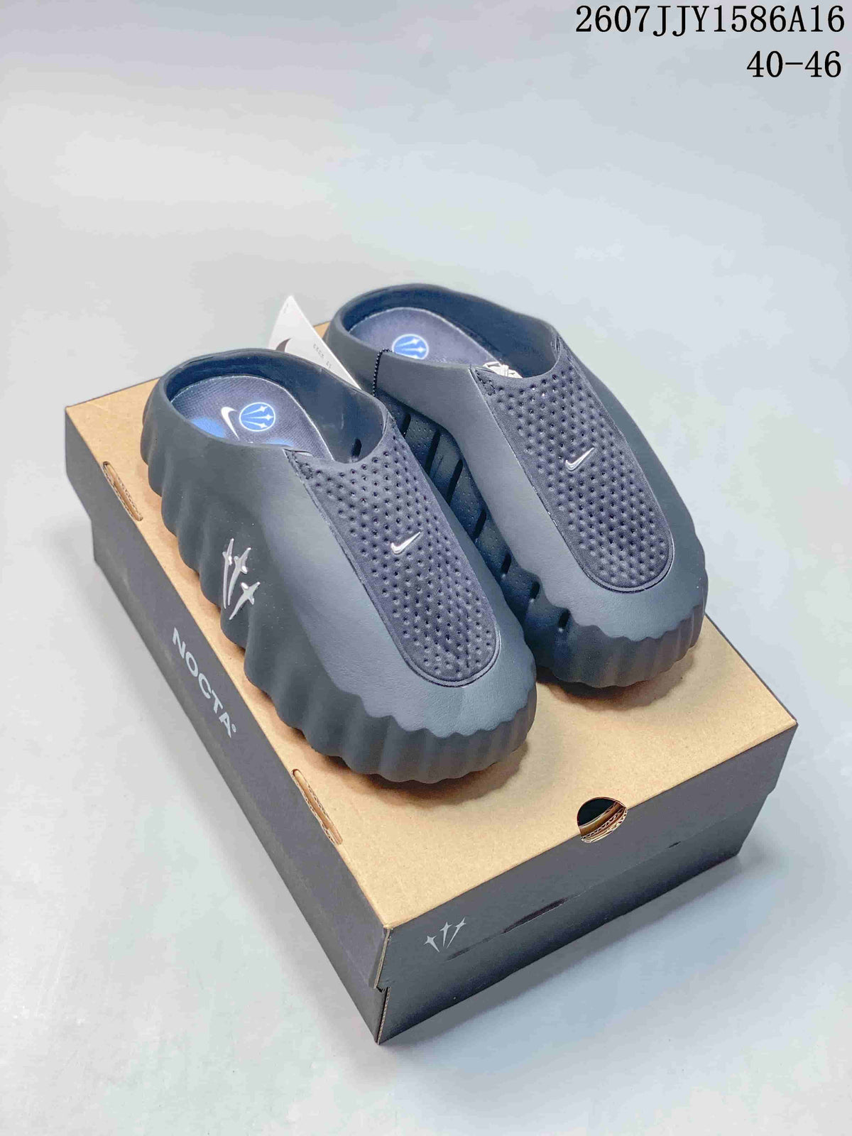 Nike Mind 001 Closed-Toe Slides in Black