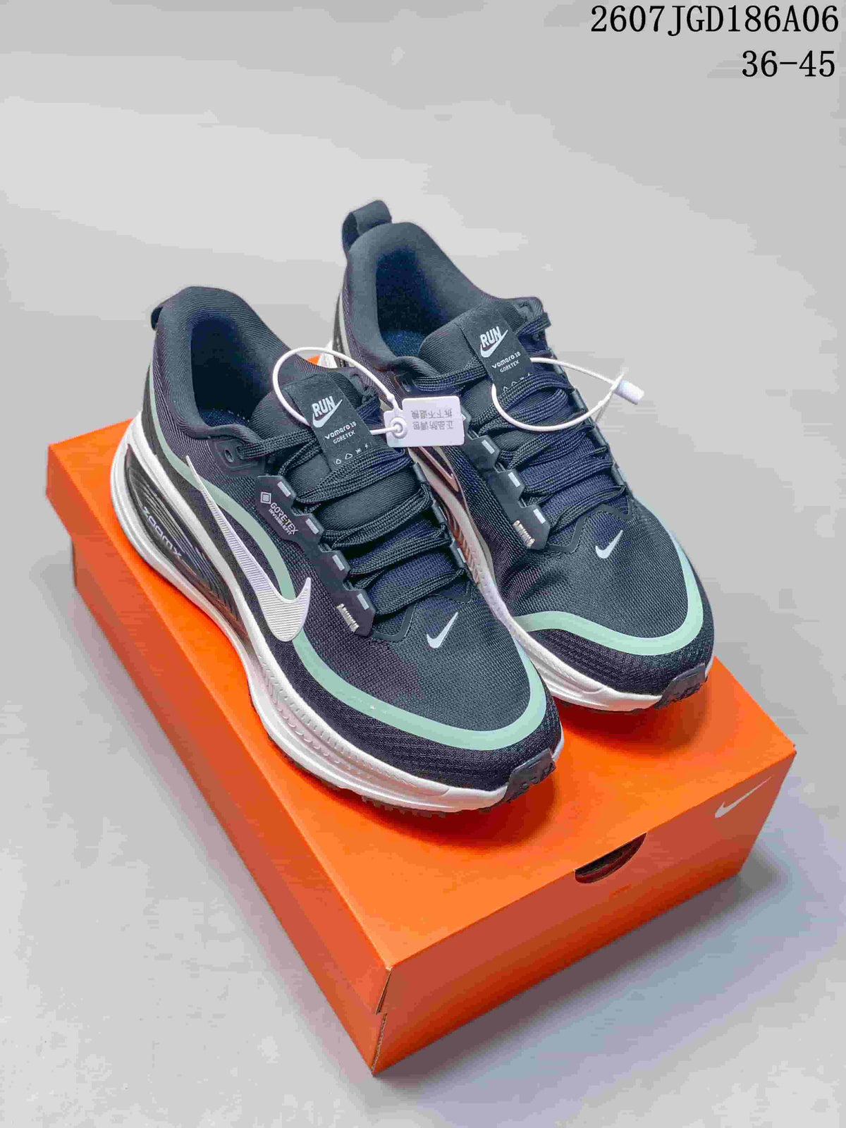 Nike Vomero PLUS Run Sneakers Navy Mint White