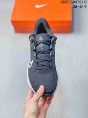 Nike Quest 6 Low-Top Running Shoes - Black/White