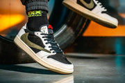 Nike Air Jordan 1 Low Travis Scott Olive Sneakers DZ4137-106