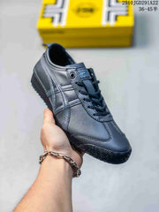 Onitsuka Tiger 2510JGD291A22 Black Low-Top Sneakers