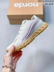 NORDA 001 Grey-Green Low-Top Running Shoes
