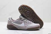 Nike Terra Manta Sneakers in Light Gray and Pink