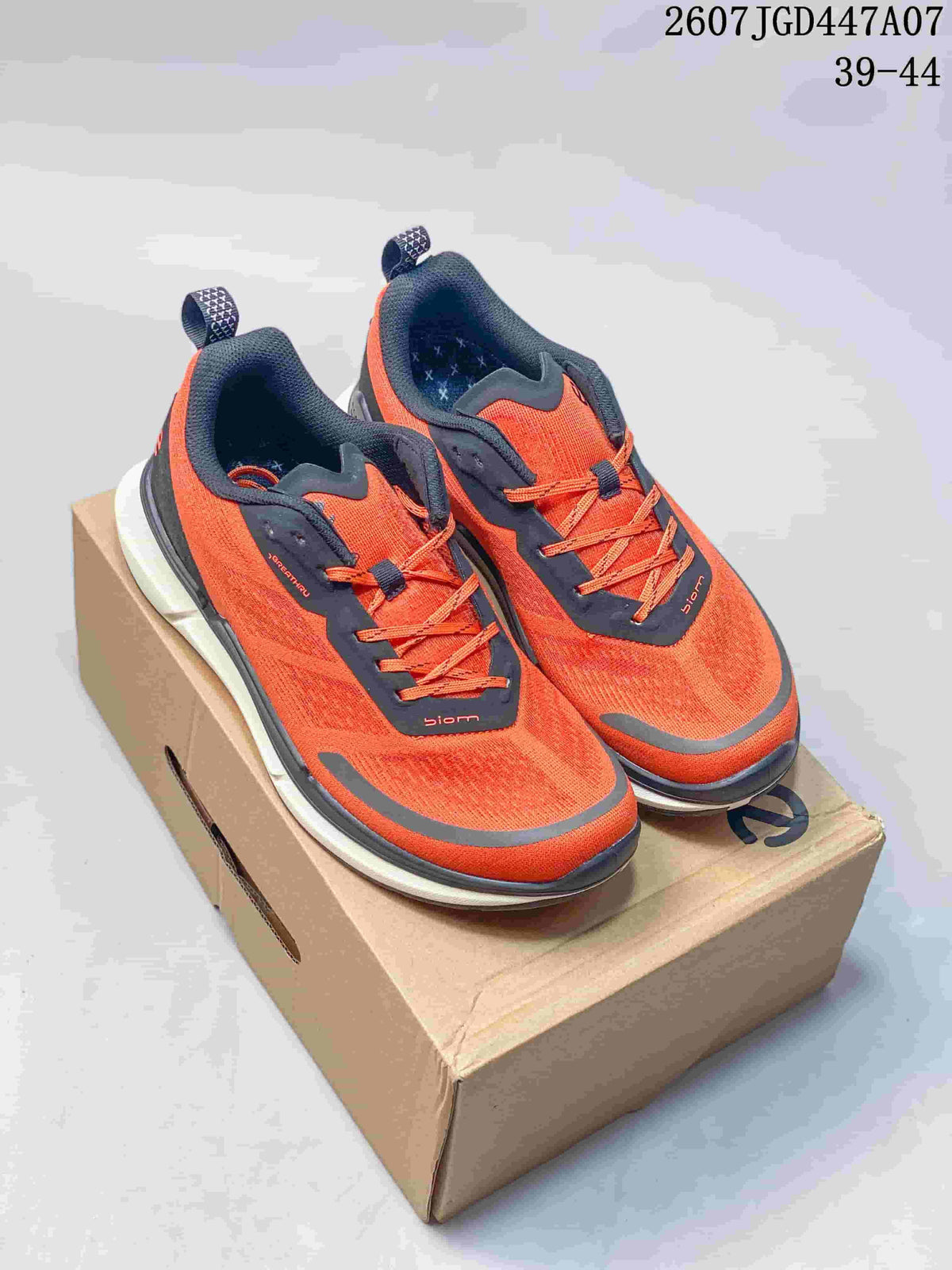 ECCO 710270OPW Orange and Navy Running Sneakers