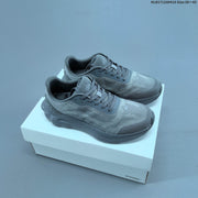 Alo Yoga Alo Runner Low-Top Running Sneakers