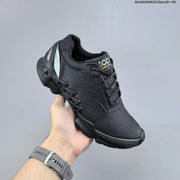 ECCO Men's Black Perforated Lace-Up Sneakers