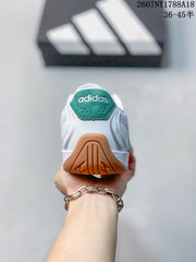 adidas Adipista Trainers White Green Gum EG8662