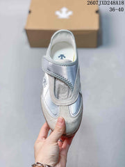 DESCENTE EDGE COURT RETRO Low-Top Sneakers Silver White