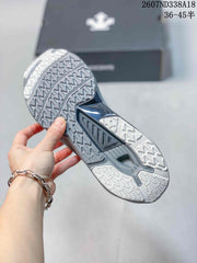 DESCENTE D F WIRE 3.0 White Gray Running Sneakers