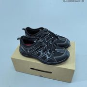ECCO BIOM Men's Outdoor Sneakers, Black and Light Neutral