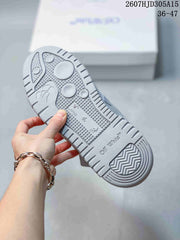 Off-White Low-Top Lace-Up Sneakers Gray Style 2607HJD305A15