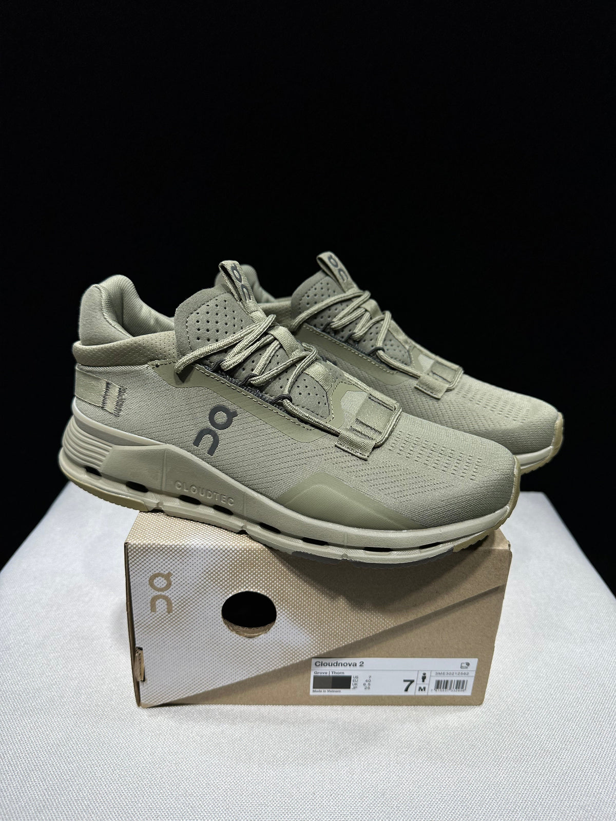 On Cloudnova 2 Sneakers in Olive Green