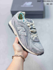 New Balance 204L Gray Low-Top Sneakers 711390EE