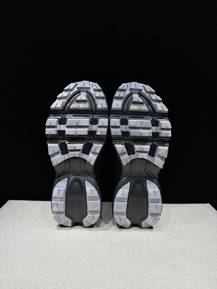 On x LOEWE Cloudsurfer Black Sneakers