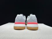 On THE ROGER Advantage Pro Sneakers Light Grey Orange