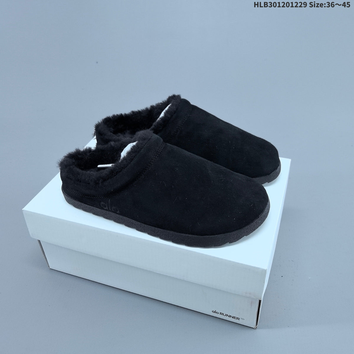 Alo Yoga Recovery Slipper Closed-Toe Slippers