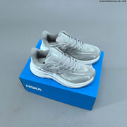 HOKA Clifton 10 Low-Top Running Shoes