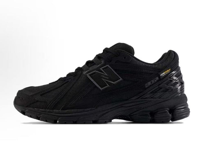 New Balance M1906RWF Black Sneakers