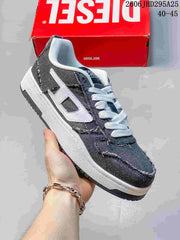 Diesel S-ukiyo V2 Low-Top Sneakers in Charcoal and White