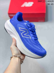 New Balance Fresh Foam X More v6 Running Sneakers