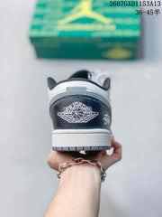 Nike SB Dunk Low Black White Grey Sneakers QL1988-008