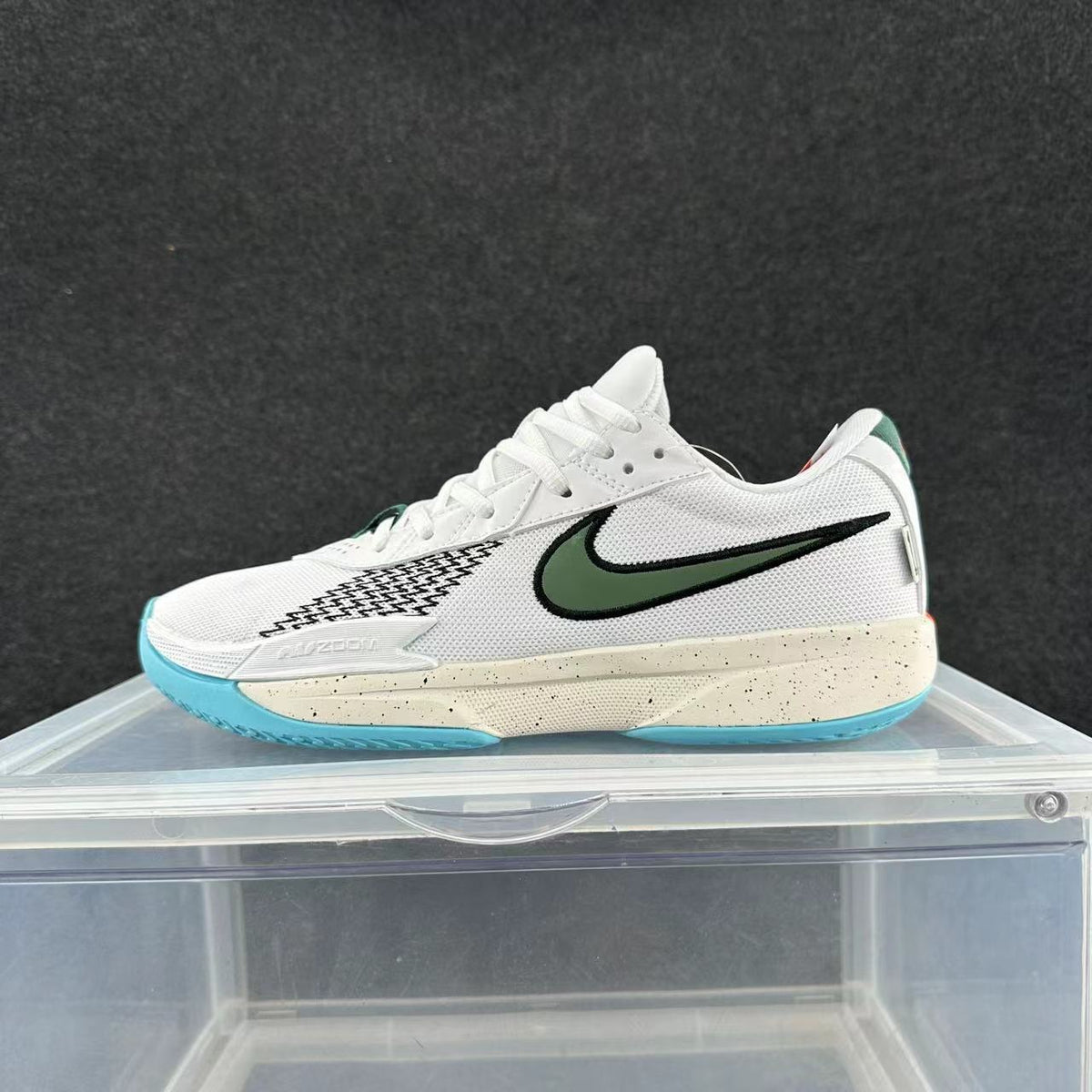 Nike Zoom GT Cut 1 White and Green Basketball Shoes
