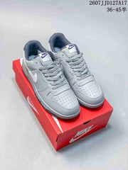 Nike SB Dunk Low Pro Grey White Sneakers JJD127A17