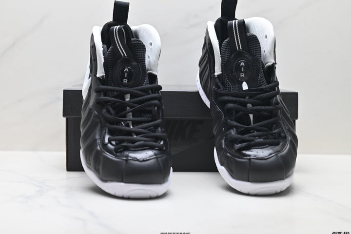 Nike Air Foamposite One Penny Hardaway Black White Sneakers