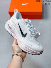 Nike Vomero 18 GTX Running Shoes White Black