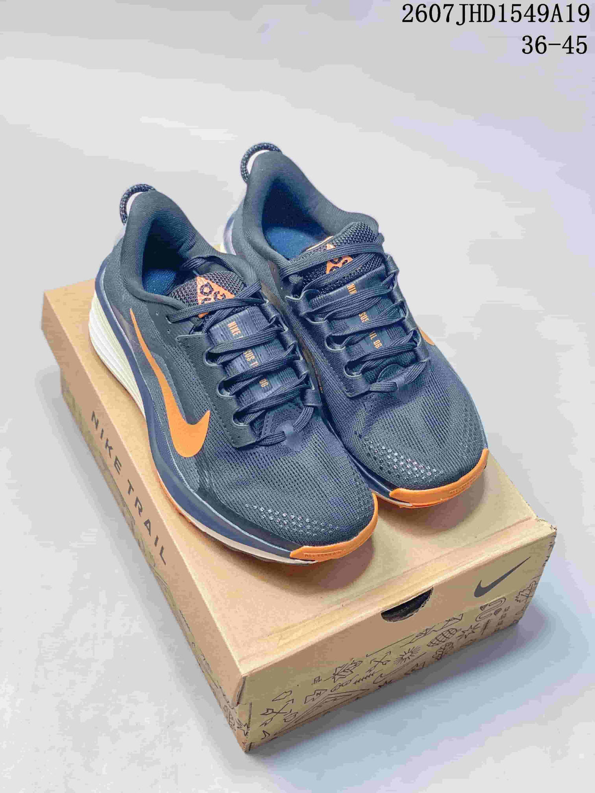 Nike Zoom Fly 5 Running Sneakers - Dark Gray and Orange