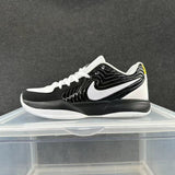 Nike Basketball Shoes Black White Green