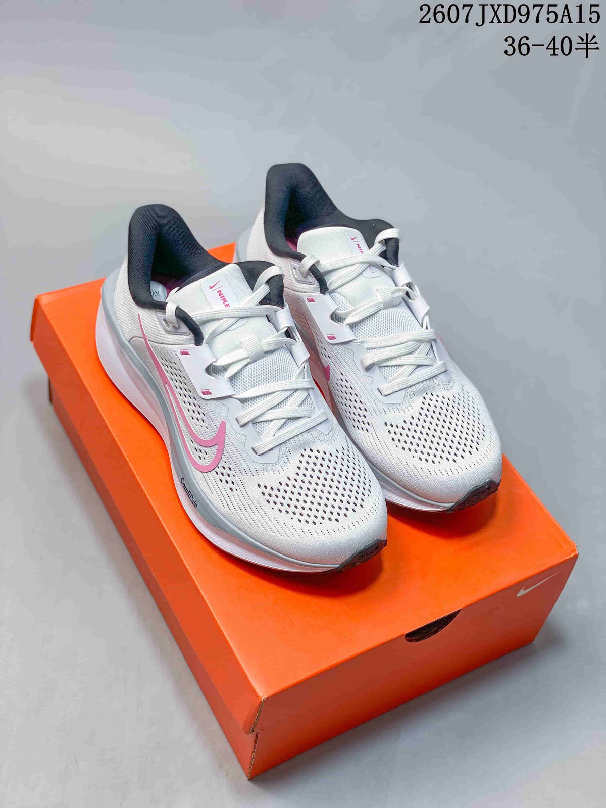 Nike Quest 6 White Pink Low-Top Running Shoes
