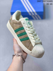 adidas Superstar Sneakers Beige Green Shell-Toe Style 2607JDD735A05
