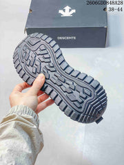 DESCENTE Outdoor Running Shoes with Dial Closure, Charcoal
