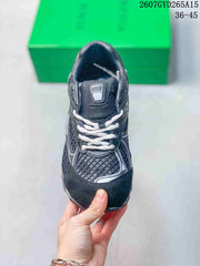 Bottega Veneta Orbit Low-Top Sneakers Black/White 2607GYD265A15
