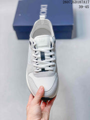 Dior B25 Runner Low-Top Sneakers White and Gray 2607JGD187A17