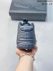 Nike Air Foamposite Pro High-Top Basketball Shoes, Gray