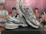 New Balance 530 Silver Sneakers