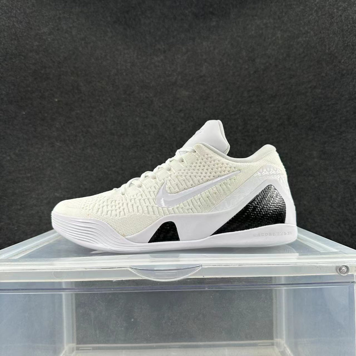 Nike Kobe 9 Low White Basketball Shoes